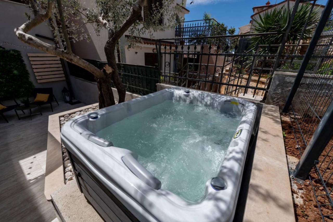 Studio Apartment Mare With Private Garden And Jacuzzi 温克兰 外观 照片